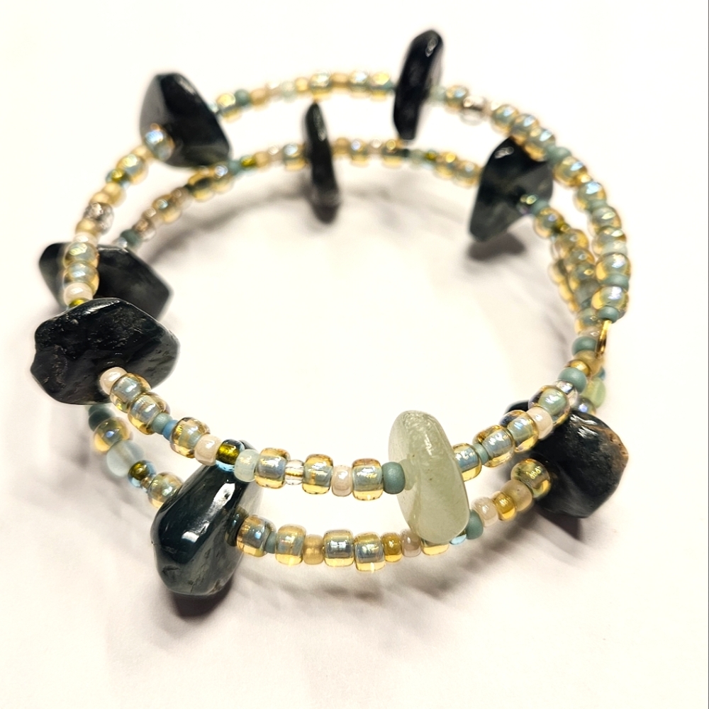 Green Stone Beaded Memory Bracelet